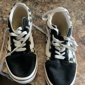 Size 2 youth vans shoes